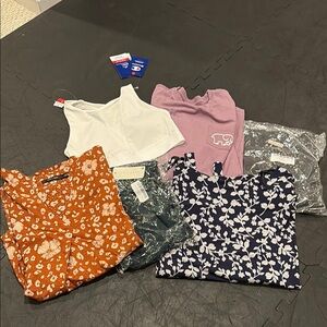 Stylish Mixed Clothing Set small bundle!